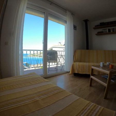 Apartman Kalajzic Омиш Экстерьер фото