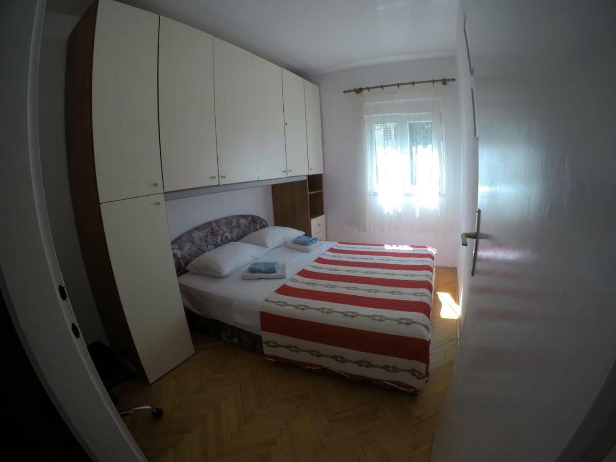 Apartman Kalajzic Омиш Экстерьер фото