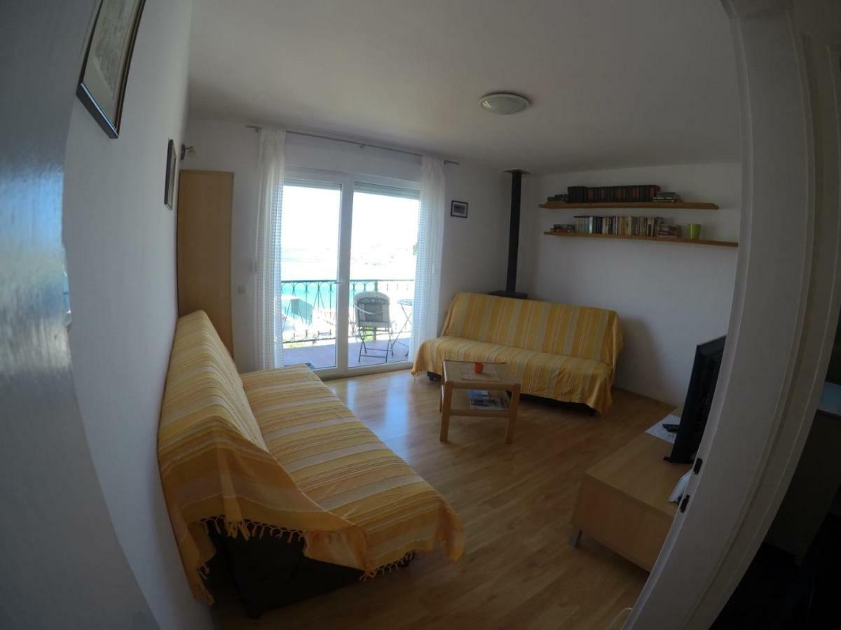 Apartman Kalajzic Омиш Экстерьер фото